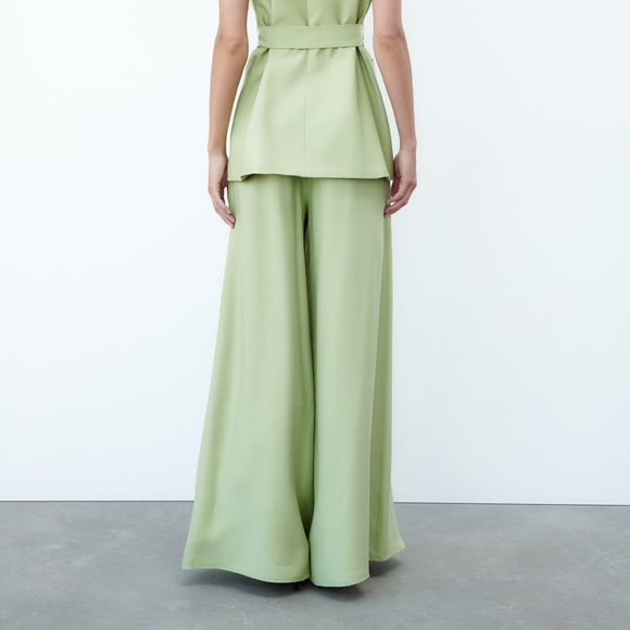 NWT Zara High Waisted, Wide Leg Pants - Picture 3 of 9